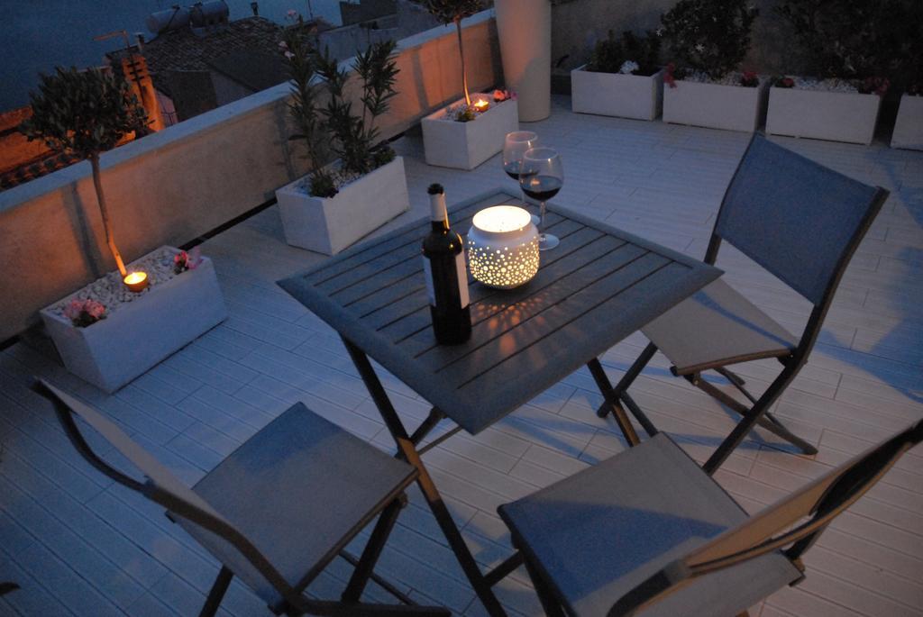 Luna - Aragon Home Holiday Montalbano Elicona Esterno foto